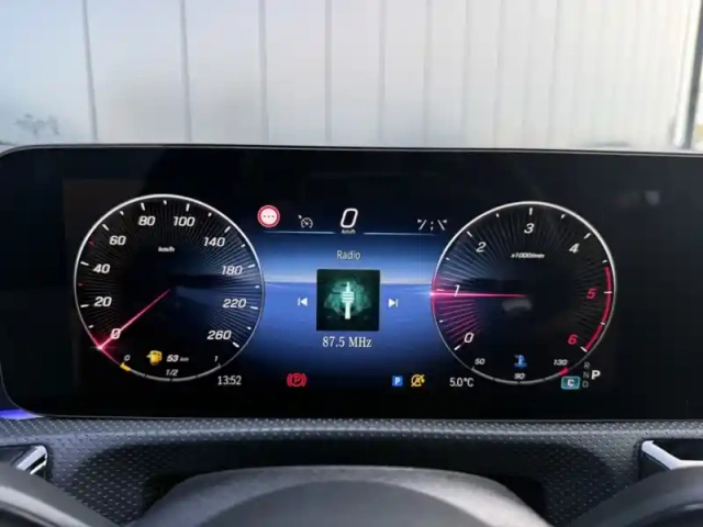 Mercedes Classe A 180 d amg line — photo 26