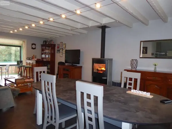 Maison 9 pièces 143 m²