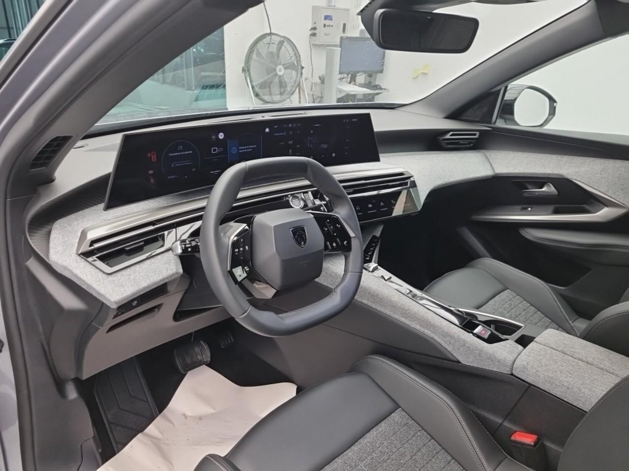 Peugeot 3008 hybrid 145 e-dcs6 allure — photo 9