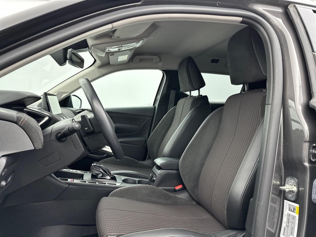 Ds Ds 3 crossback puretech 130 eat8 performance line+ — photo 9