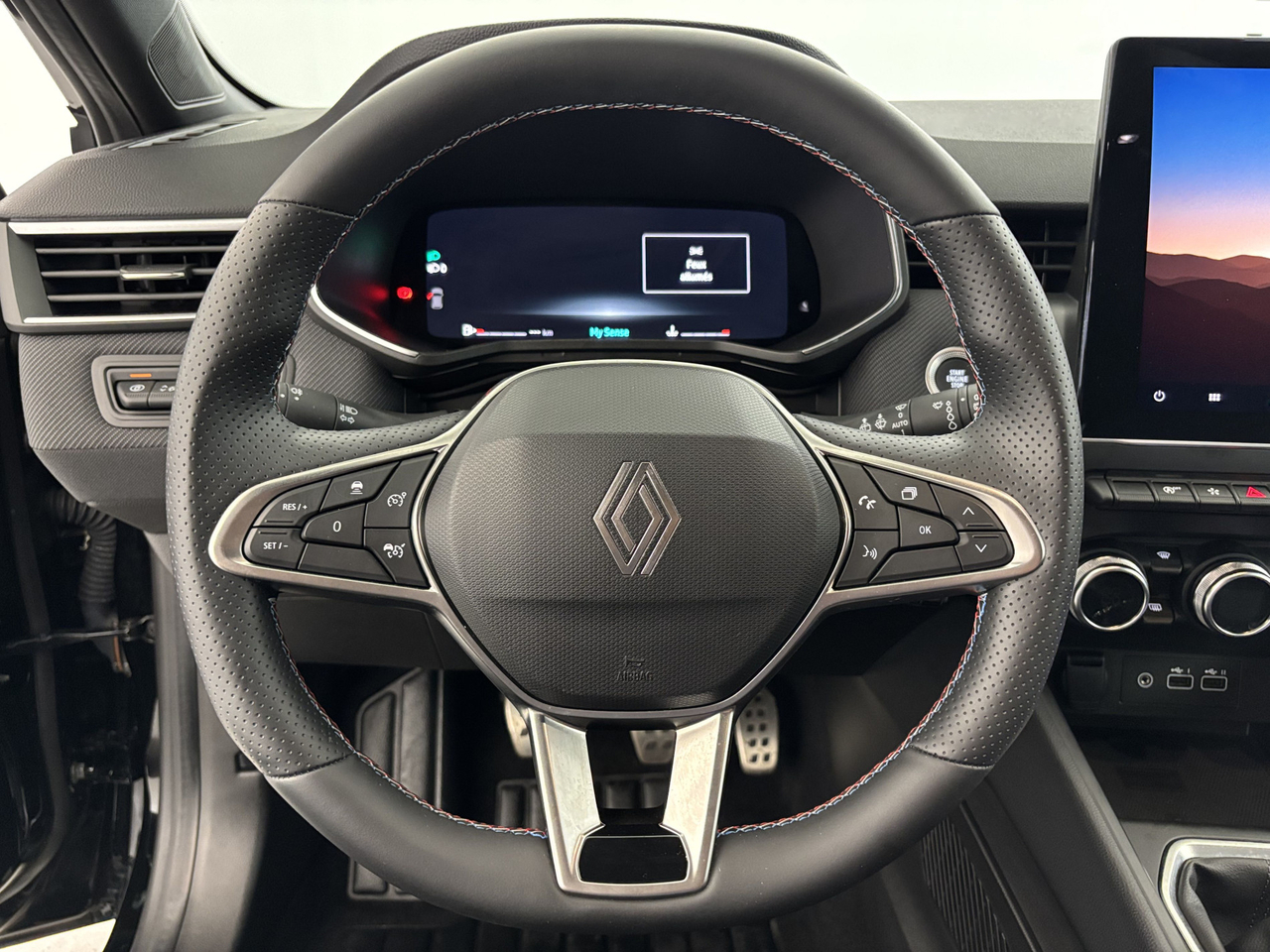 Renault Clio 5 — photo 15