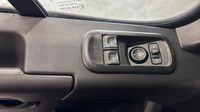 Renault Master F3500 L2H2 2.3 Blue dCi 135ch Confort Euro6 — photo 24