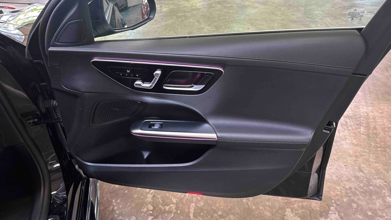 Mercedes Classe C 300 e 9G-Tronic e-Hybrid EQ — photo 26