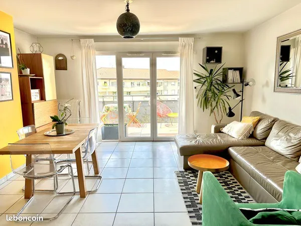 T3 MEUBLÉ - ANNEMASSE CENTRE - TERRASSE 12 m² - BOX FERMÉ