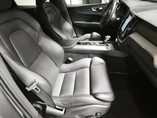 Volvo Xc60 d4 adblue 190ch inscription luxe geartronic — photo 8