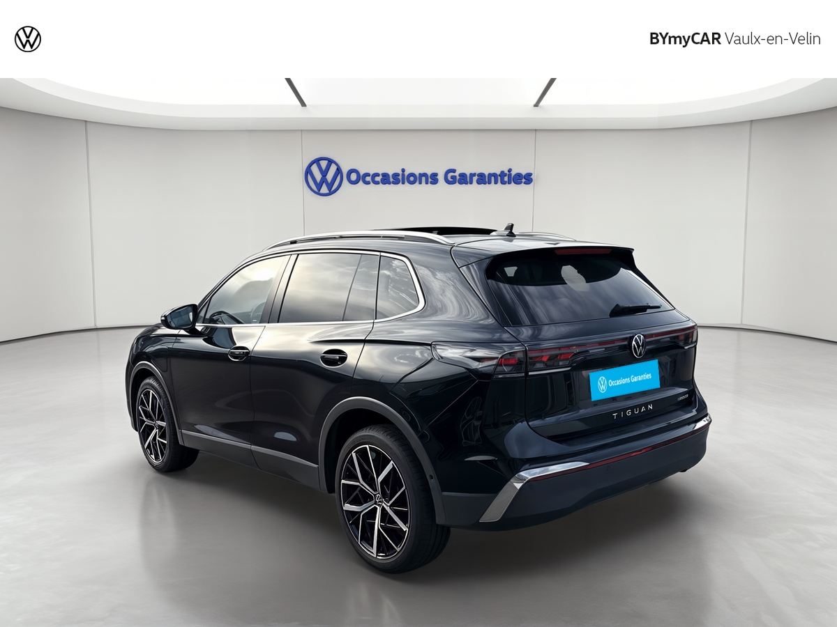 Volkswagen Tiguan 1.5 eHybrid 272ch DSG6 — photo 3
