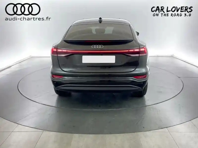 Audi E-Tron q6  sportback 306 ch 100 kwh performance — photo 8