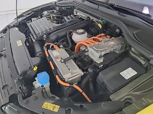 Volkswagen Golf 1.4 hybrid rechargeable opf 204 dsg6 — photo 51