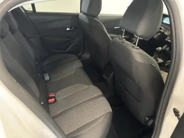 Peugeot 208 1.2 puretech 100ch s&amp;s active — photo 12