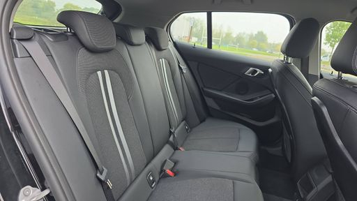 BMW Serie 1 116d 116 BVA8 - Edition Sport – 2023 – 31334 km – Diesel – Boîte Automatique — photo 36
