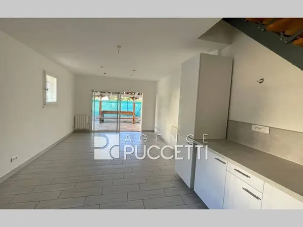 Maison 4 pièces 70 m²