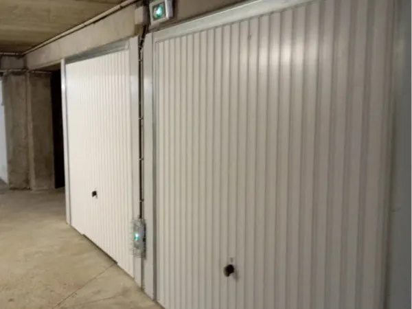 Box pour moto Mantes-la ville 12,5m2