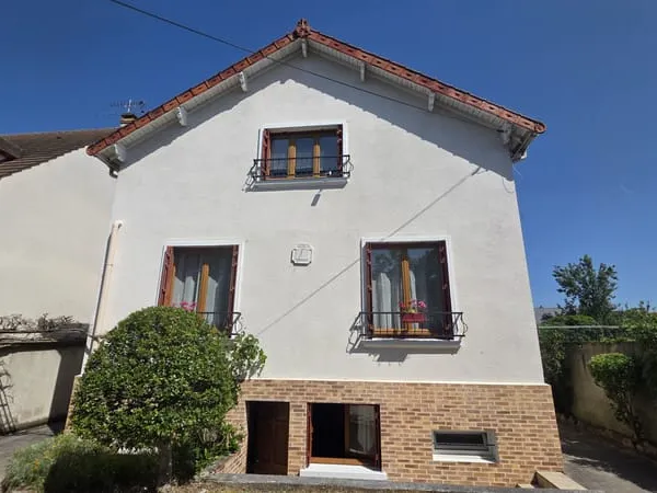 ELAIA - Maison indépendante 4 chambres, garage et jardin san