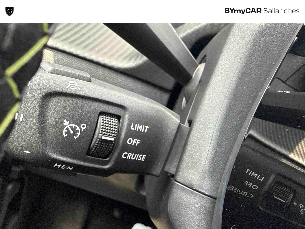 Peugeot 208 Hybrid 145 ch e-DCS6 — photo 33