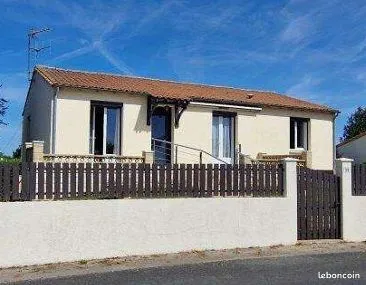 Maison 5 pièces 110 m2 à St Gelais