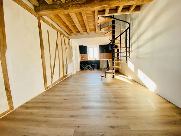 APPARTEMENT T3 DUPLEX - 44,17 m² - Freneuse