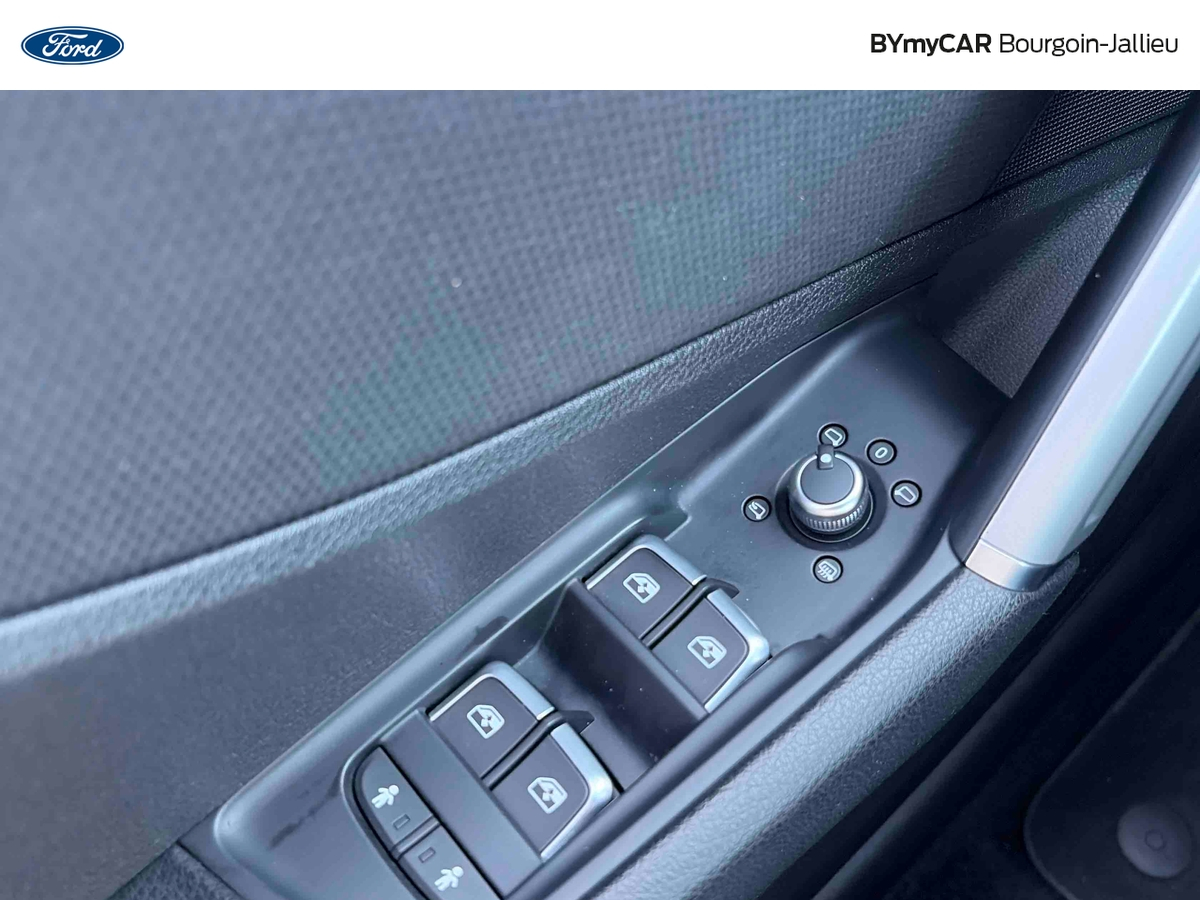 Audi Q2 35 TFSI 150 S tronic 7 — photo 23