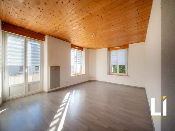 APPARTEMENT AVEC BALCON