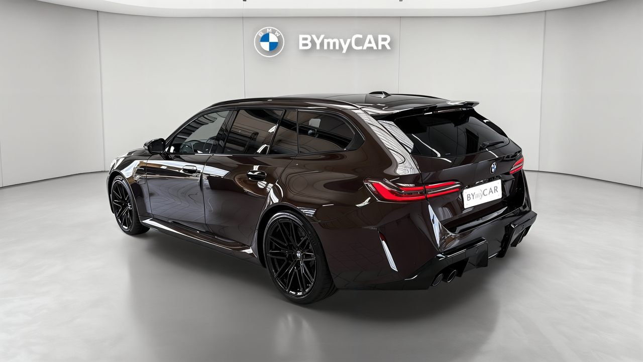 BMW M5 Touring PHEV 727 ch BVA8 — photo 3