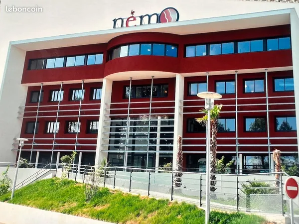 Murs commerciaux loués - Restaurant - Montpellier Centre Némo - 98 m² - Terrasse - Parking