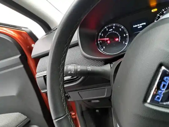 Dacia Jogger tce 110 7 places — photo 33