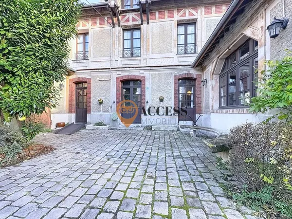 Maison de luxe 9 pièces 196 m²