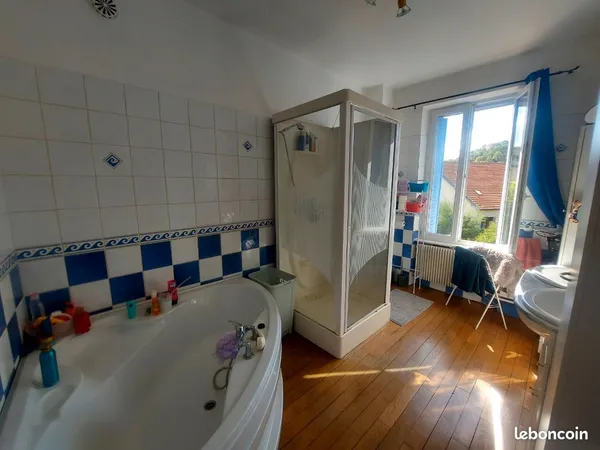 Maison jumelée à vendre - Longuyon - 180 m² - 160 000 net vendeur