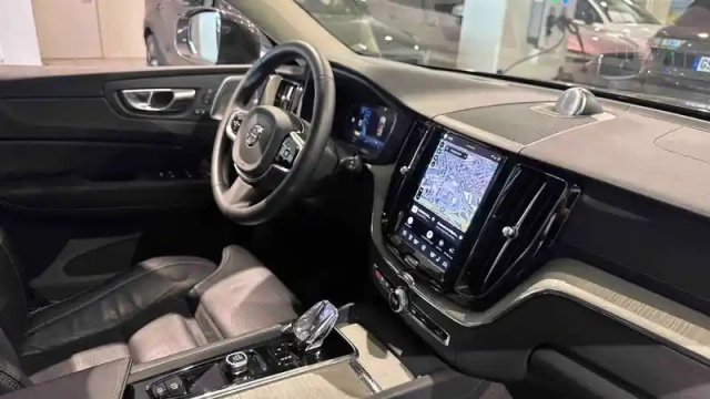 Volvo Xc60 t6 recharge awd 253 ch + 145 ch geartronic 8 — photo 27