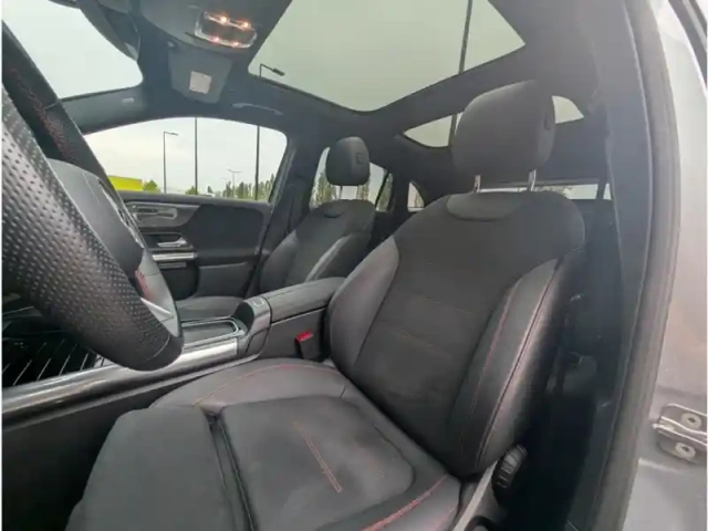 Mercedes Gla 250 e hybrid — photo 17