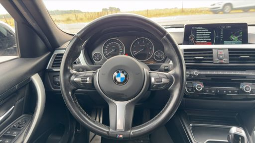 BMW Serie 3 318d 150 Steptronic8 - M Sport – 2016 – 153672 km – Diesel – Boîte Automatique — photo 50