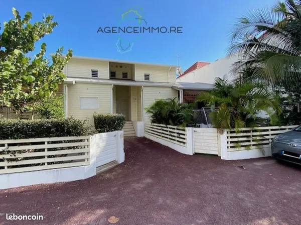 Maison 2 pièces 61 m²