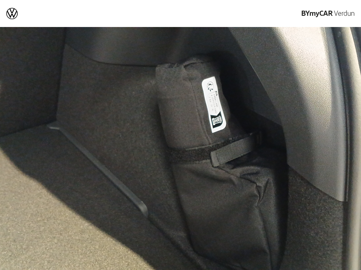 Volkswagen ID. Polo 211 ch 52 kWh — photo 15