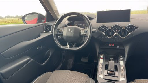 DS DS3 Crossback 1.5 BlueHDi 130 EAT8 - Bastille – 2022 – 61311 km – Diesel – Boîte Automatique — photo 12