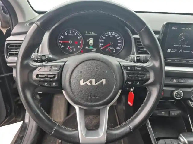 Kia Stonic 1.0 t-gdi 100ch active business dct7 — photo 12