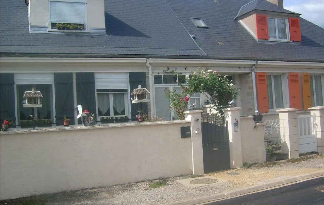 Photo 1