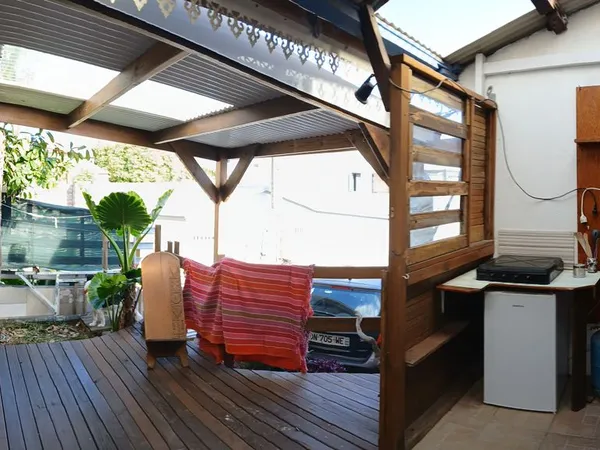 Location studio meublé terre sainte