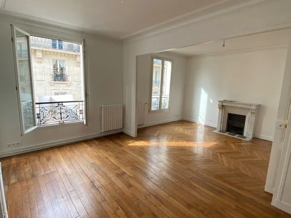 Location meublée ✨ CHARME DE L'ANCIEN - 3 PIÈCES - 62 m²