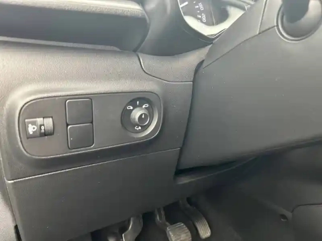Citroën C3 puretech 83 s&amp;s bvm5 — photo 19