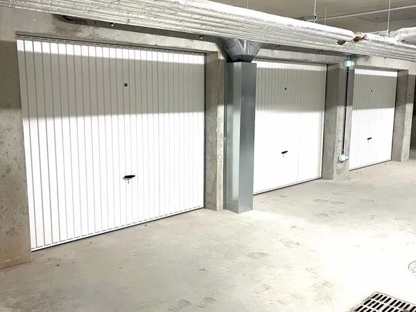 Location garage/box 15m2