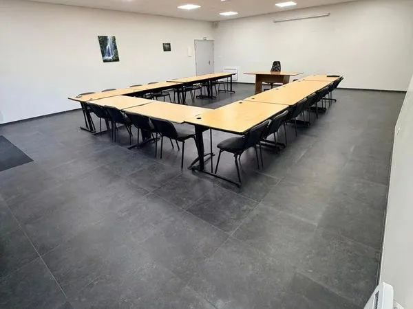 Local commercial 133 m² Auxerre