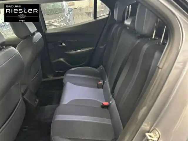 Peugeot 2008 moteur électrique 136 ch — photo 32