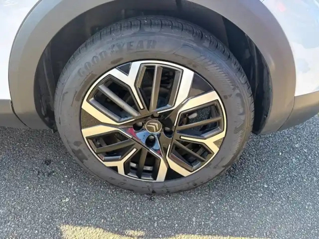 Citroën C4 hybride 136 e-dcs6 — photo 53