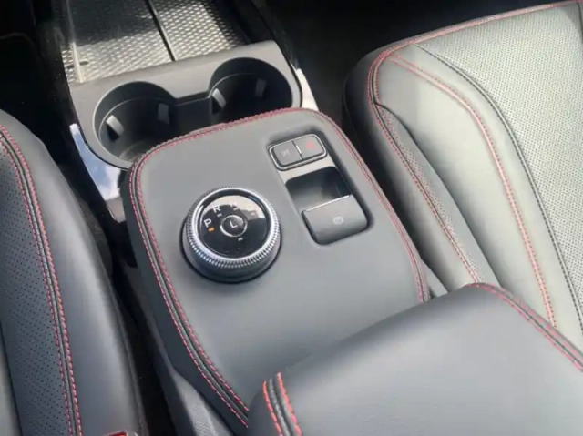 Ford Mustang 269ch standard range 76kwh awd — photo 8