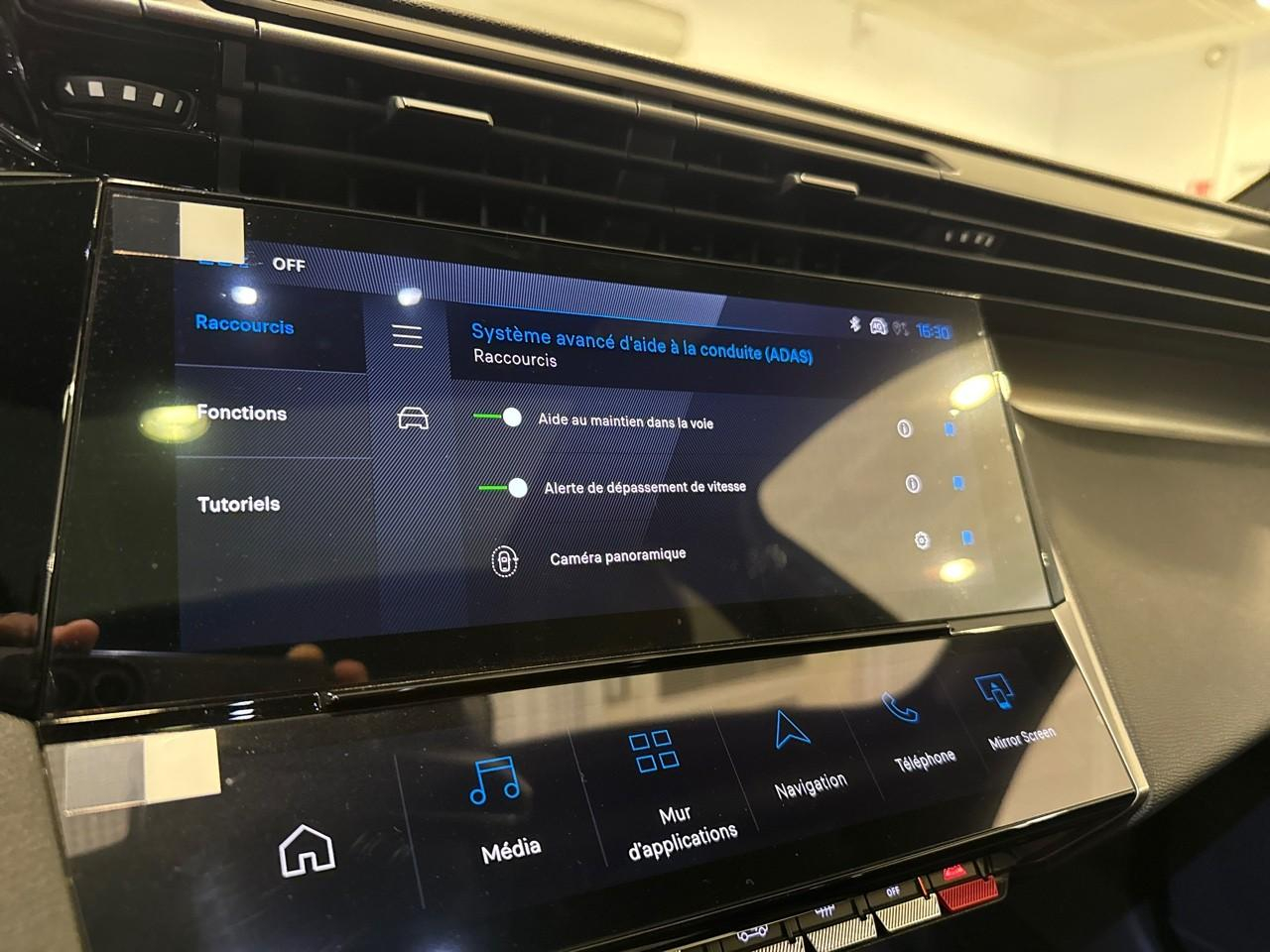 Peugeot 308 e-308 156ch batterie 55 kwh gt exclusive — photo 14