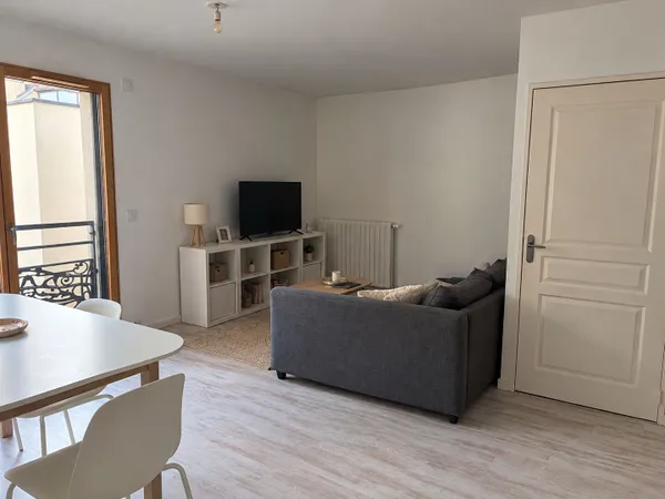 A louer - Appartement T3 avec balcon et place de parking - Angers secteur centre-ville