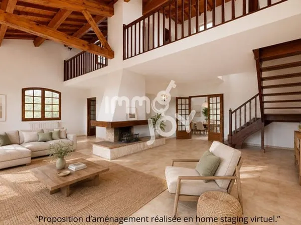 Maison 7 pièces 220 m²
