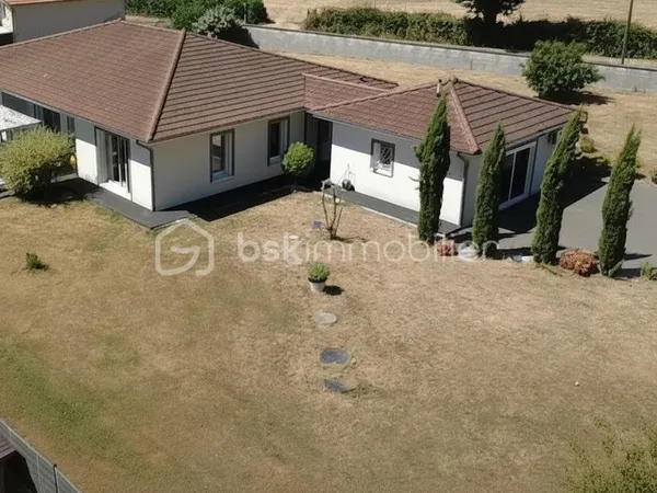 Maison 6 pièces 207 m²