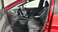 Toyota Yaris 116h Collection 5p MY22 — photo 12