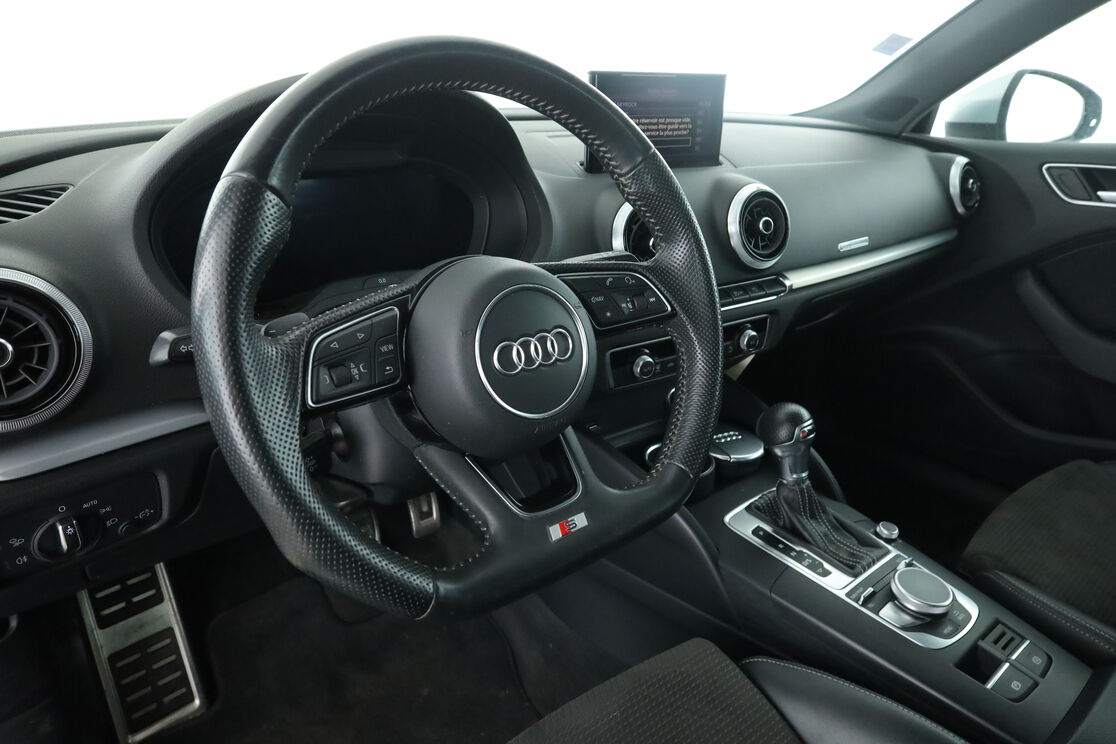 Audi A3 Sportback 35 TDI S Line S Tronic 7 — photo 10