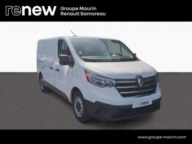 Renault Trafic fg l1h1 2t8 2.0 blue dci 130ch grand confort e6e — photo 2